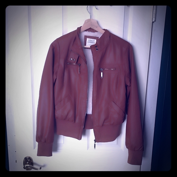 Fashion Nova faux leather moto jacket - Picture 1 of 3